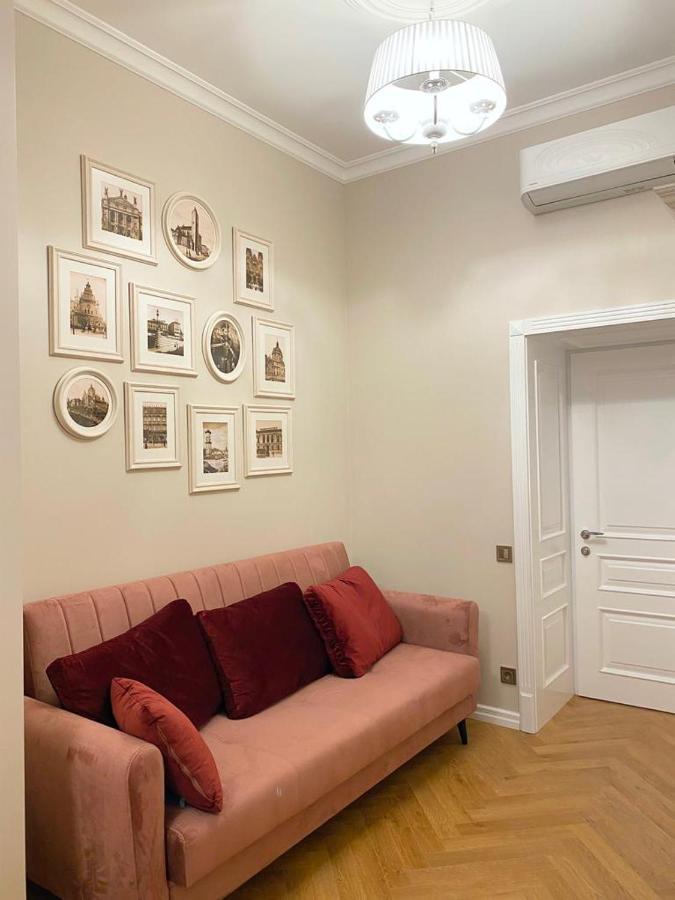 Grand De Luxe Residence Lviv Kültér fotó