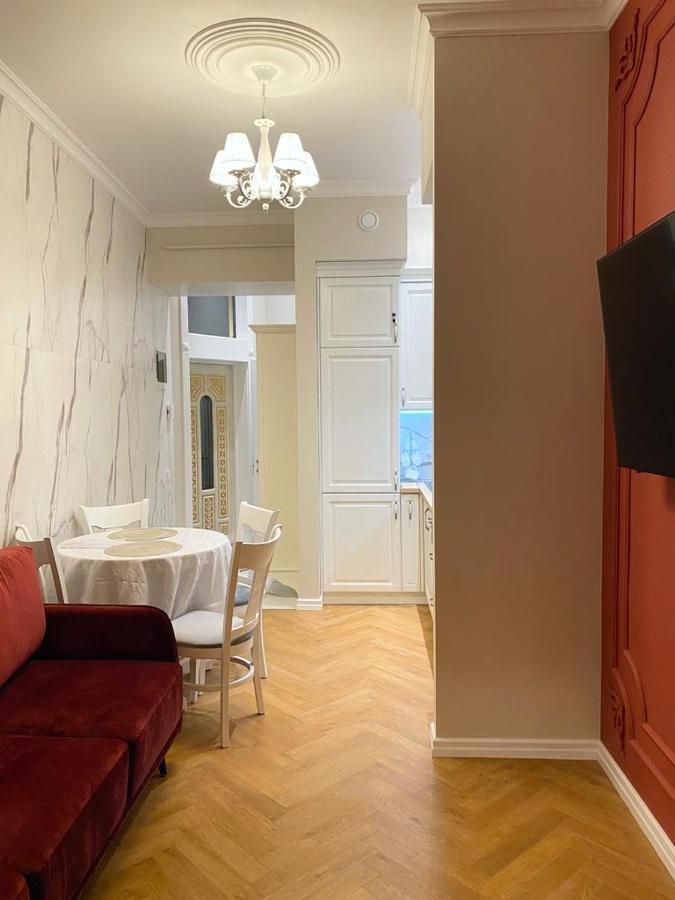 Grand De Luxe Residence Lviv Kültér fotó