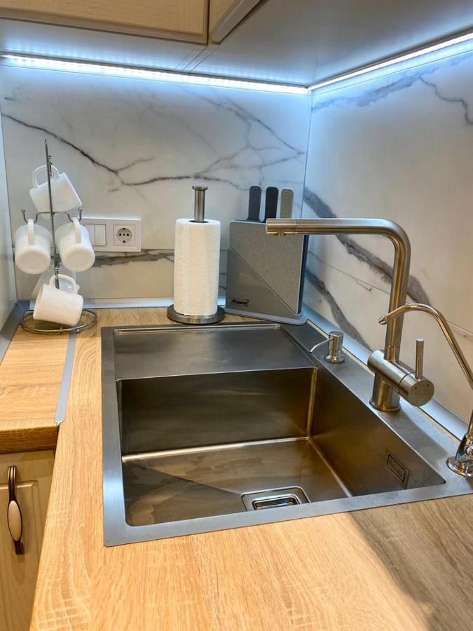 Grand De Luxe Residence Lviv Kültér fotó