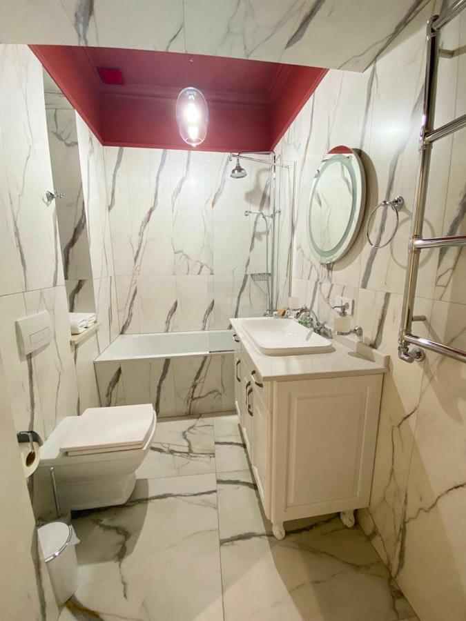 Grand De Luxe Residence Lviv Kültér fotó